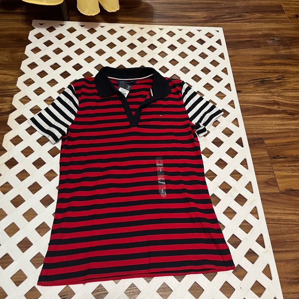 Collared V Neck Polo Shirt -Tommy Hilfiger- PS